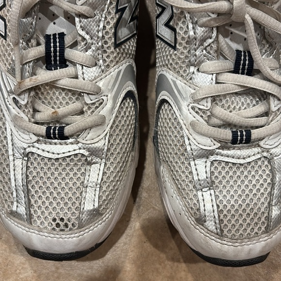 New Balance 530 Navy and Silver Retro Runner Casual Lifestyle Sneaker - Picture 4 of 8